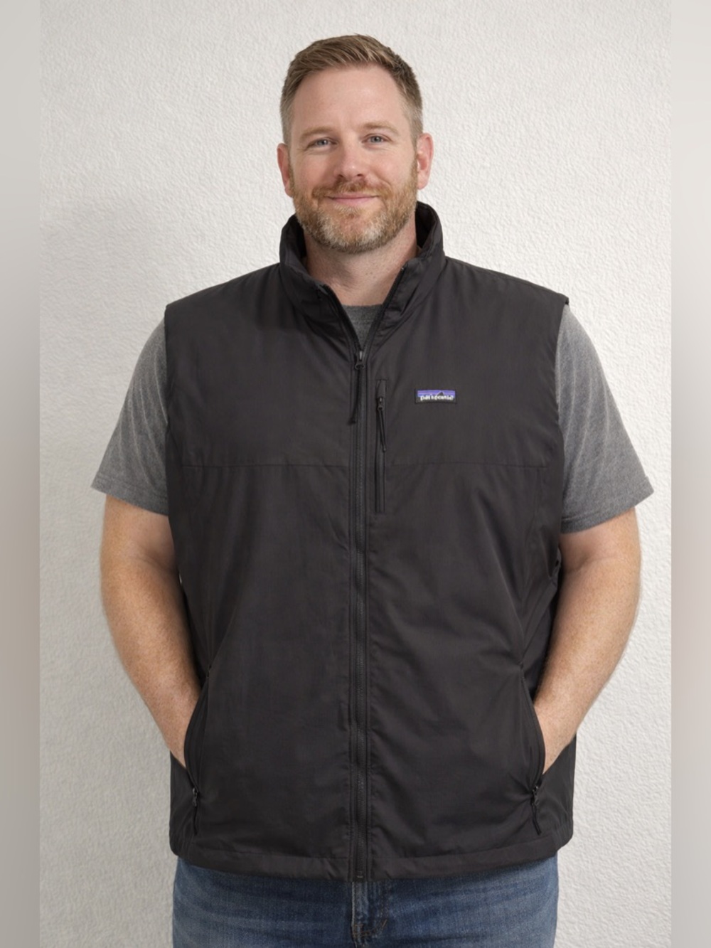 Patagonia Men's Nano-Air® Vest
Black Size XXL 2XL Outdoor Hiking Style# 84271